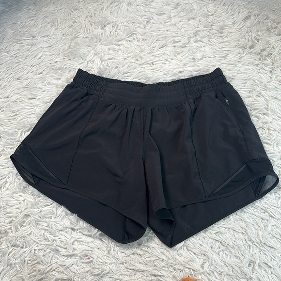 Lululemon Hotty Hot Short II *Long 4" Black - Picture 1 of 6